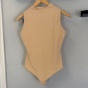NWOT SKIMS Fits Everybody Turtleneck Thong Bodysuit